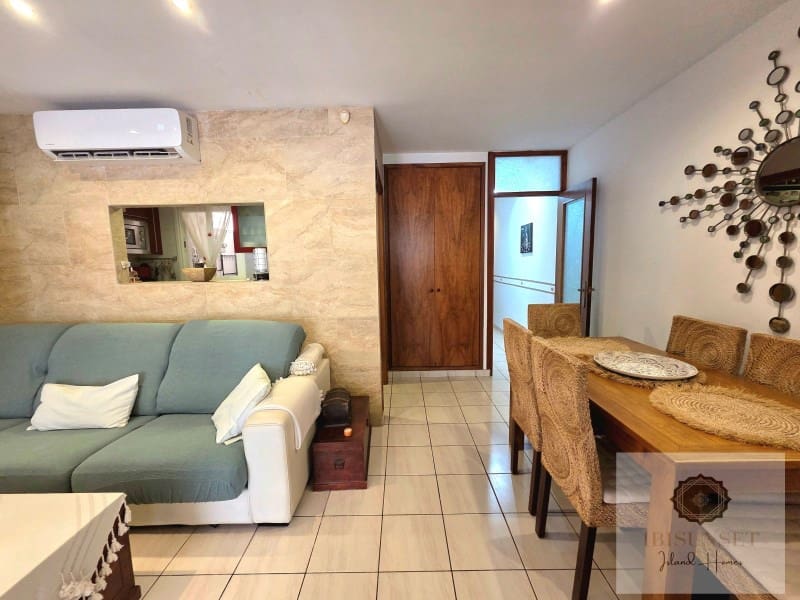 3 sovrum Lägenhet till salu i Playa d'en Bossa - 629 500 € (Ref: 9599474)