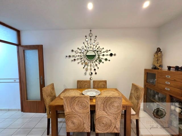 3 sovrum Lägenhet till salu i Playa d'en Bossa, San Jose / Sant Josep de Sa Talaia - 629 500 € (Ref: 9599474)