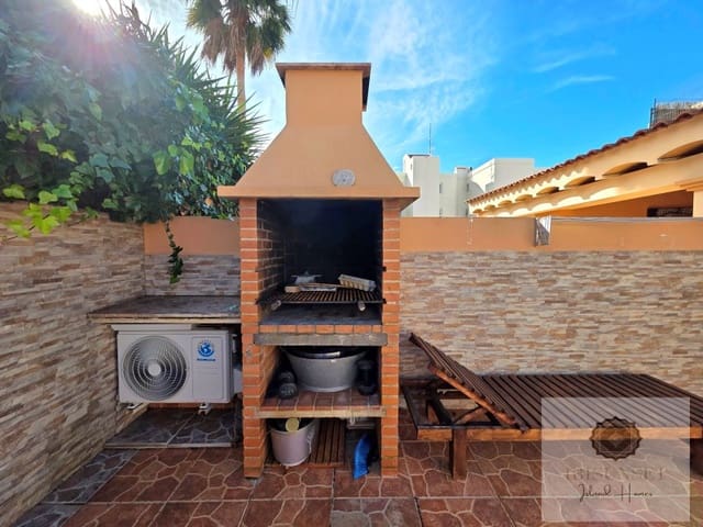 3 sovrum Lägenhet till salu i Playa d'en Bossa, San Jose / Sant Josep de Sa Talaia - 629 500 € (Ref: 9599474)