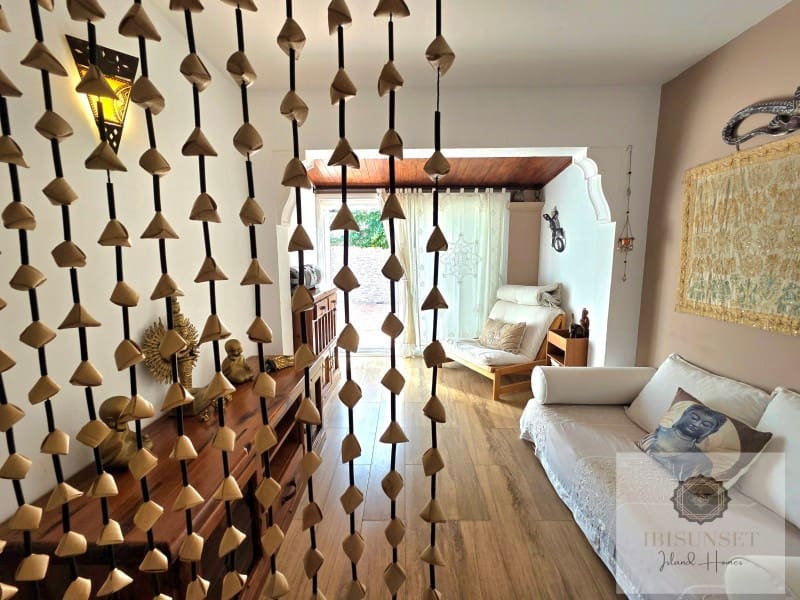 3 sovrum Lägenhet till salu i Playa d'en Bossa - 629 500 € (Ref: 9599474)