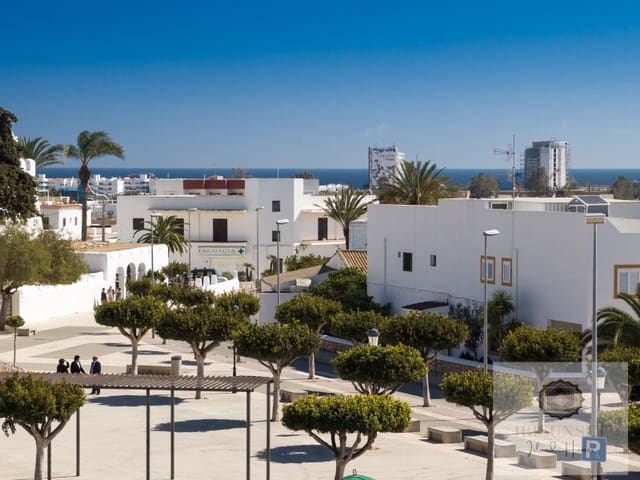 Piso de 2 habitaciones en Sant Jordi de Ses Salines, San Jose / Sant Josep de Sa Talaia en alquiler con garaje - 2.500 € (Ref: 9627827)