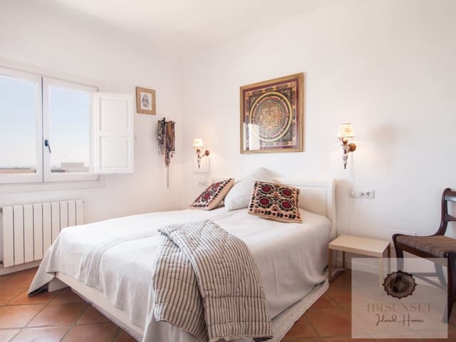 Piso de 2 habitaciones en Sant Jordi de Ses Salines, San Jose / Sant Josep de Sa Talaia en alquiler con garaje - 2.500 € (Ref: 9627827)