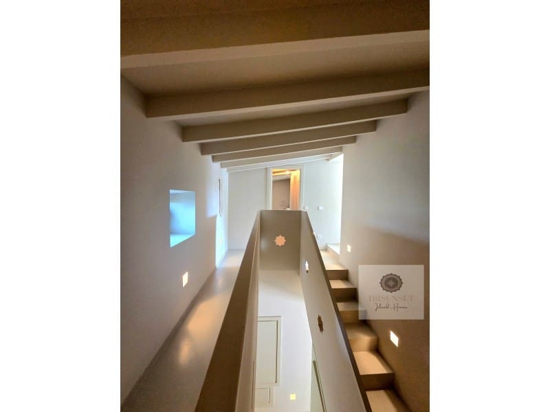 4 bedroom Villa for sale in Calas de Mallorca with pool garage - € 2,250,000 (Ref: 9686328)