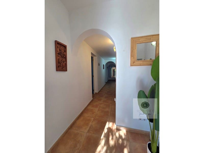 3 sypialnia Willa na sprzedaż w Sant Antoni de Portmany z basenem - 796 000 € (Ref: 9758845)