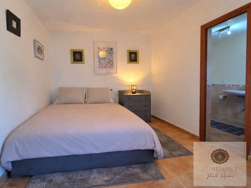 3 sypialnia Willa na sprzedaż w Sant Antoni de Portmany z basenem - 796 000 € (Ref: 9758845)