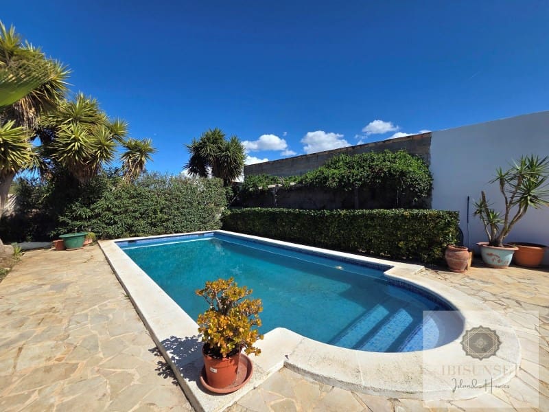 3 sypialnia Willa na sprzedaż w Sant Antoni de Portmany z basenem - 796 000 € (Ref: 9758845)