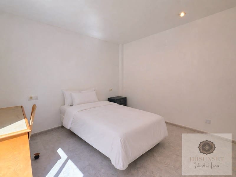 3 soveværelse Lejlighed til leje i Ca'n Picafort - € 1.500 (Ref: 9765115)