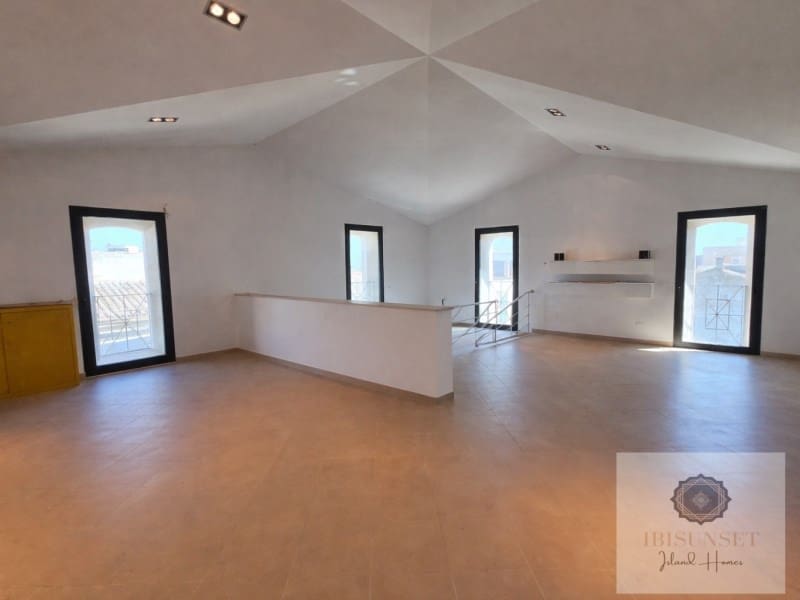 4 soveværelse Byhus til salg i Porreres med garage - € 698.000 (Ref: 9778038)