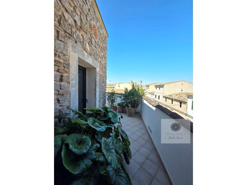 4 soveværelse Byhus til salg i Porreres med garage - € 698.000 (Ref: 9778038)