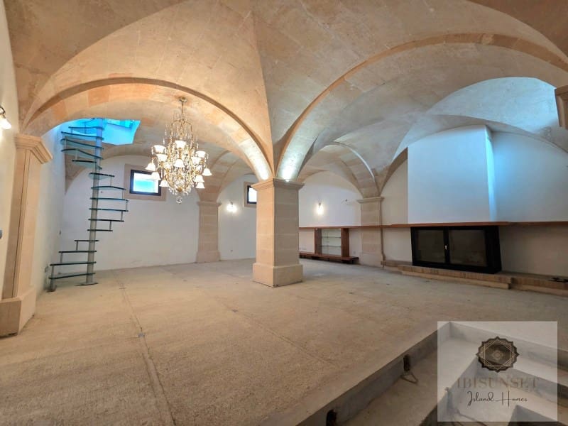 4 soveværelse Byhus til salg i Porreres med garage - € 698.000 (Ref: 9778038)