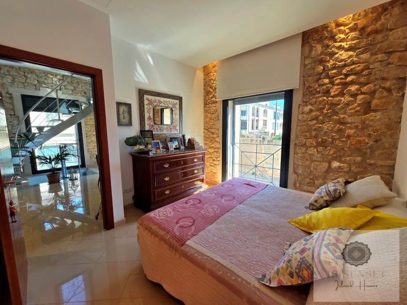 4 soveværelse Byhus til salg i Porreres med garage - € 698.000 (Ref: 9778038)