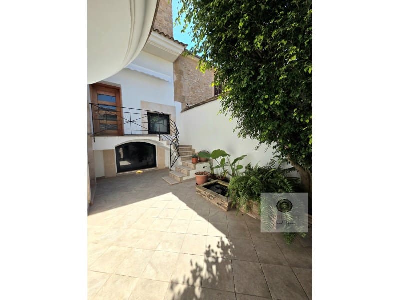 4 soveværelse Byhus til salg i Porreres med garage - € 698.000 (Ref: 9778038)