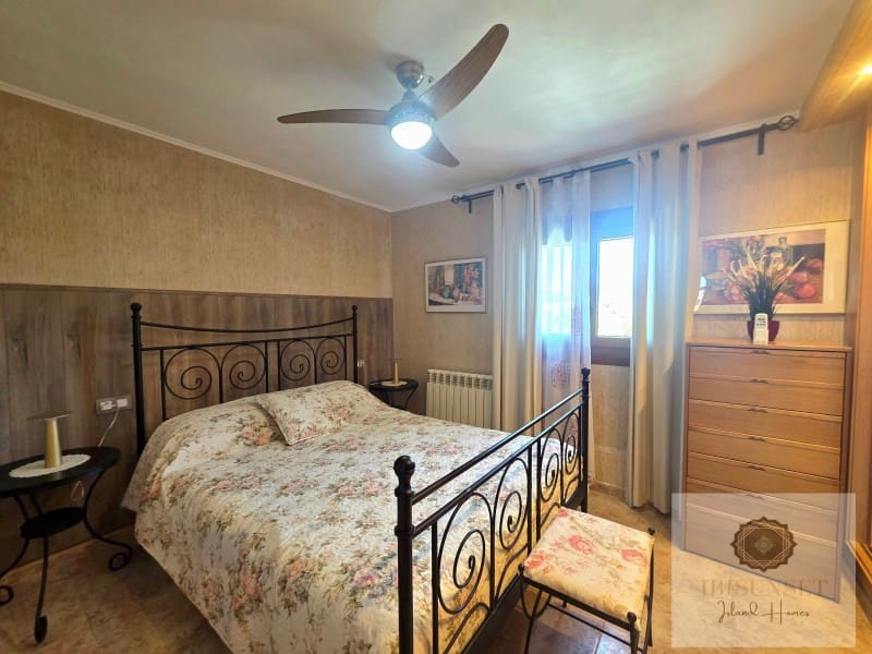 Chalet de 4 habitaciones en Marratxí en venta con garaje - 795.000 € (Ref: 9836578)