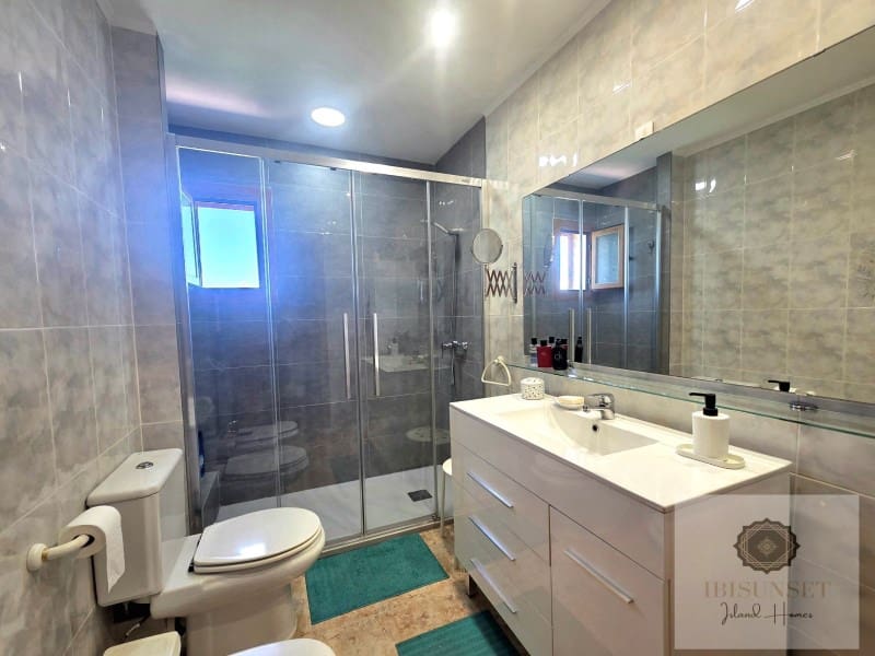 Chalet de 4 habitaciones en Marratxí en venta con garaje - 795.000 € (Ref: 9836578)