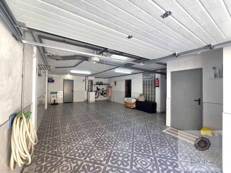 Chalet de 4 habitaciones en Marratxí en venta con garaje - 795.000 € (Ref: 9836578)