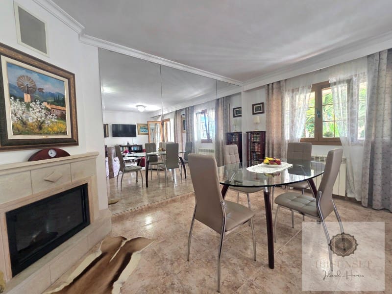 Chalet de 4 habitaciones en Marratxí en venta con garaje - 795.000 € (Ref: 9836578)