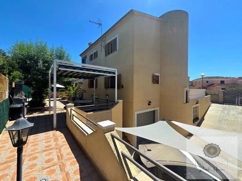 Chalet de 4 habitaciones en Marratxí en venta con garaje - 795.000 € (Ref: 9836578)