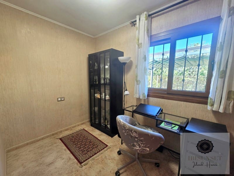 Chalet de 4 habitaciones en Marratxí en venta con garaje - 795.000 € (Ref: 9836578)