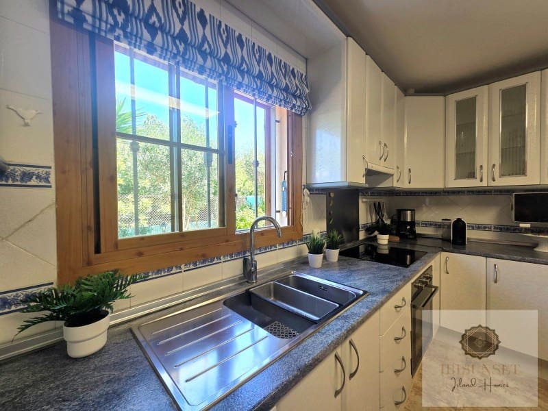 Chalet de 4 habitaciones en Marratxí en venta con garaje - 795.000 € (Ref: 9836578)