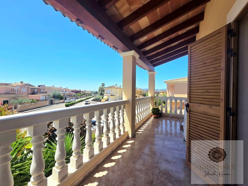 Chalet de 4 habitaciones en Marratxí en venta con garaje - 795.000 € (Ref: 9836578)