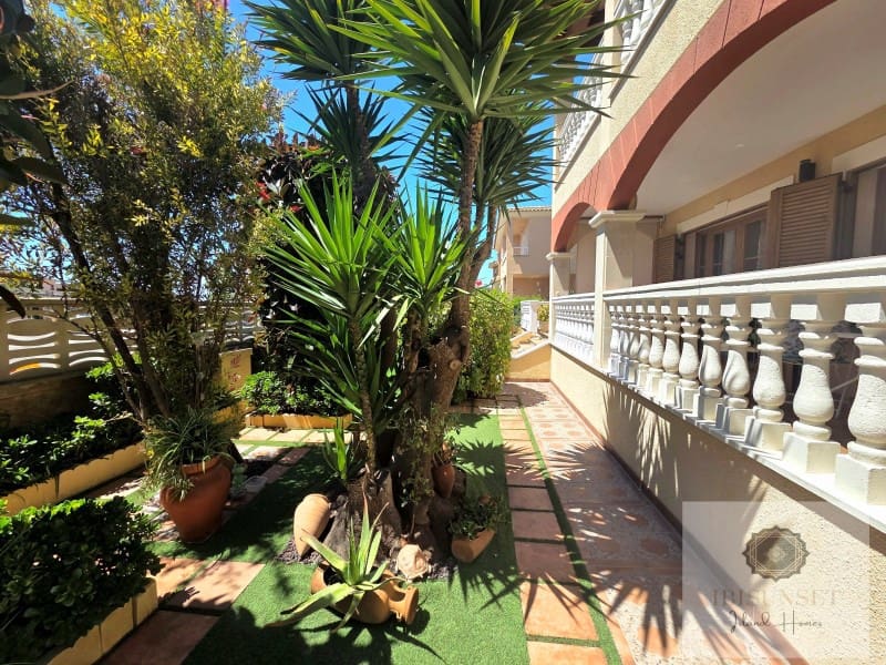 Chalet de 4 habitaciones en Marratxí en venta con garaje - 795.000 € (Ref: 9836578)