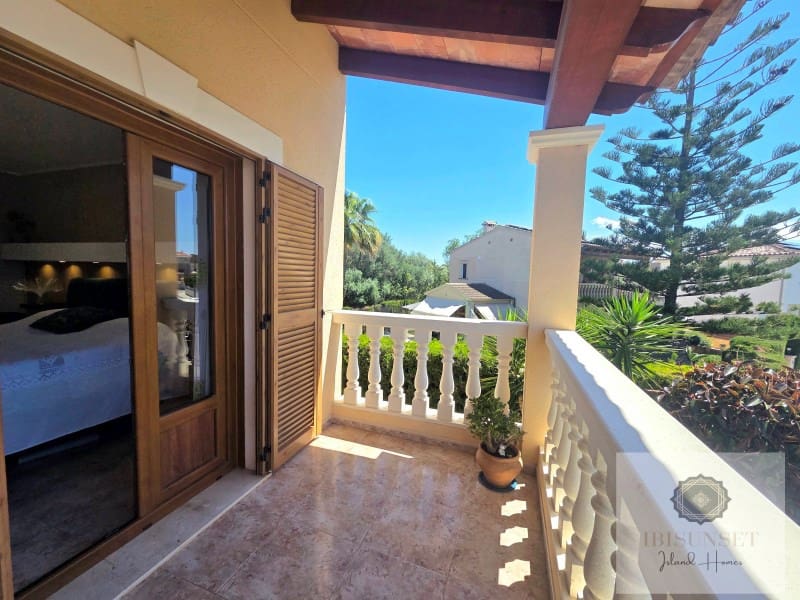Chalet de 4 habitaciones en Marratxí en venta con garaje - 795.000 € (Ref: 9836578)