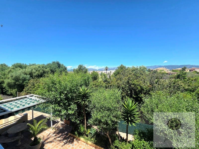 Chalet de 4 habitaciones en Marratxí en venta con garaje - 795.000 € (Ref: 9836578)