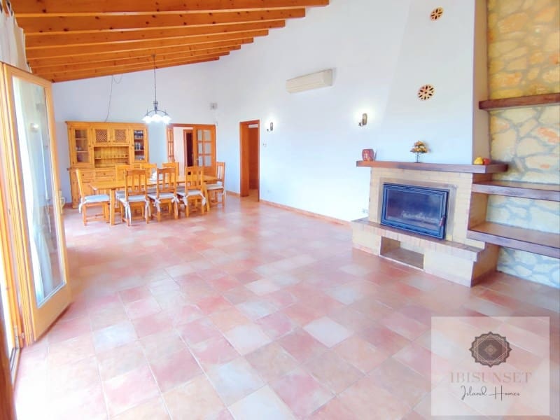 3 bedroom Finca/Country House for sale in Capdepera with garage - € 849,000 (Ref: 9865119)