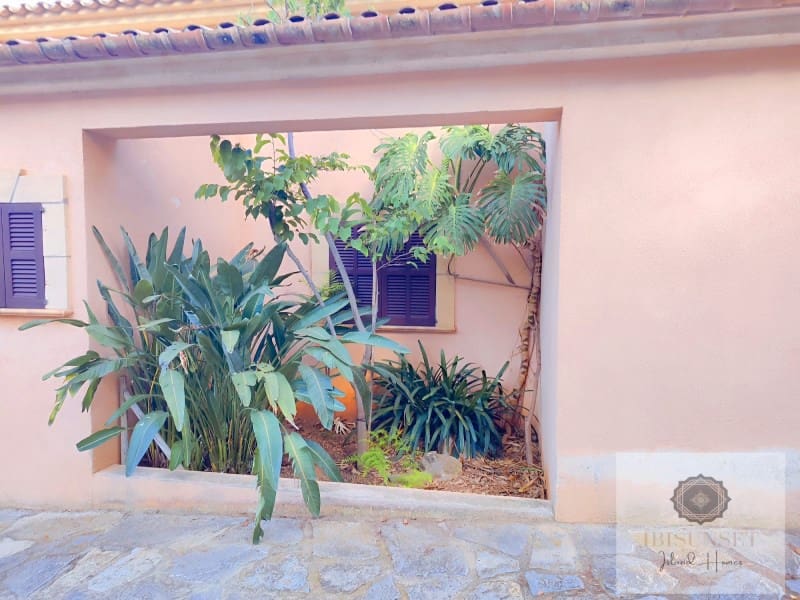 3 bedroom Finca/Country House for sale in Capdepera with garage - € 849,000 (Ref: 9865119)