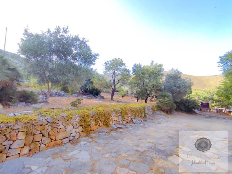3 bedroom Finca/Country House for sale in Capdepera with garage - € 849,000 (Ref: 9865119)