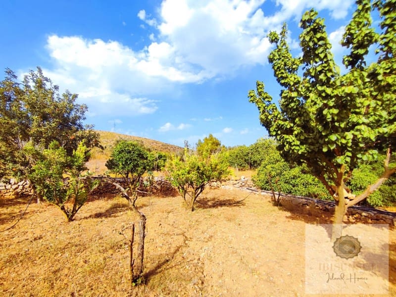 3 bedroom Finca/Country House for sale in Capdepera with garage - € 849,000 (Ref: 9865119)
