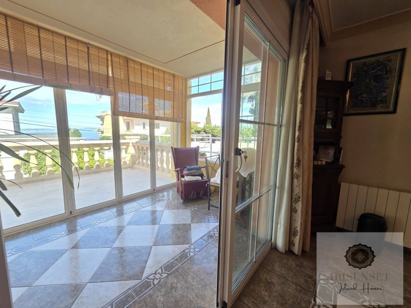 4 soverom Villa til salgs i Llucmajor med svømmebasseng garasje - € 1 380 000 (Ref: 9873424)