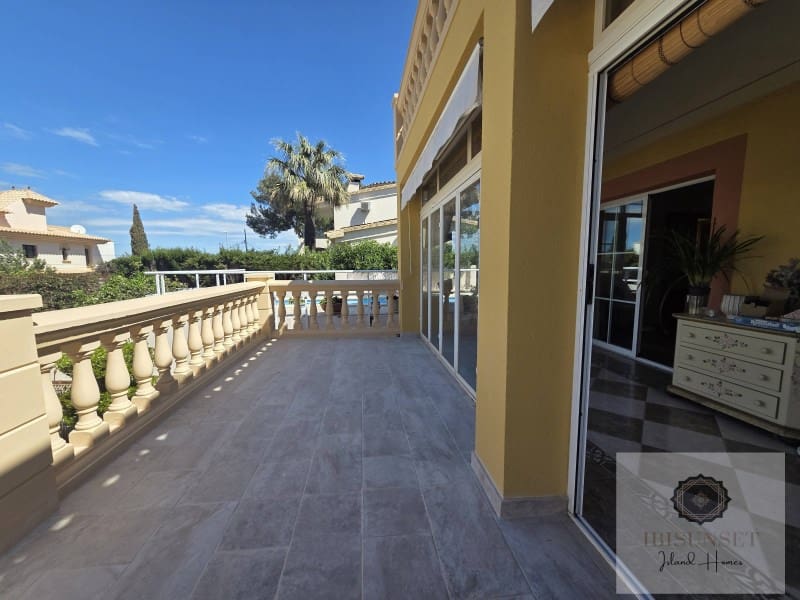 4 soverom Villa til salgs i Llucmajor med svømmebasseng garasje - € 1 380 000 (Ref: 9873424)