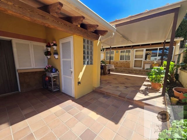 4 soverom Villa til salgs i Badia Blava, Llucmajor med svømmebasseng garasje - € 1 380 000 (Ref: 9873424)