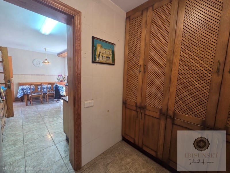 4 soverom Villa til salgs i Llucmajor med svømmebasseng garasje - € 1 380 000 (Ref: 9873424)