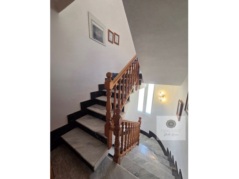 4 soverom Villa til salgs i Llucmajor med svømmebasseng garasje - € 1 380 000 (Ref: 9873424)