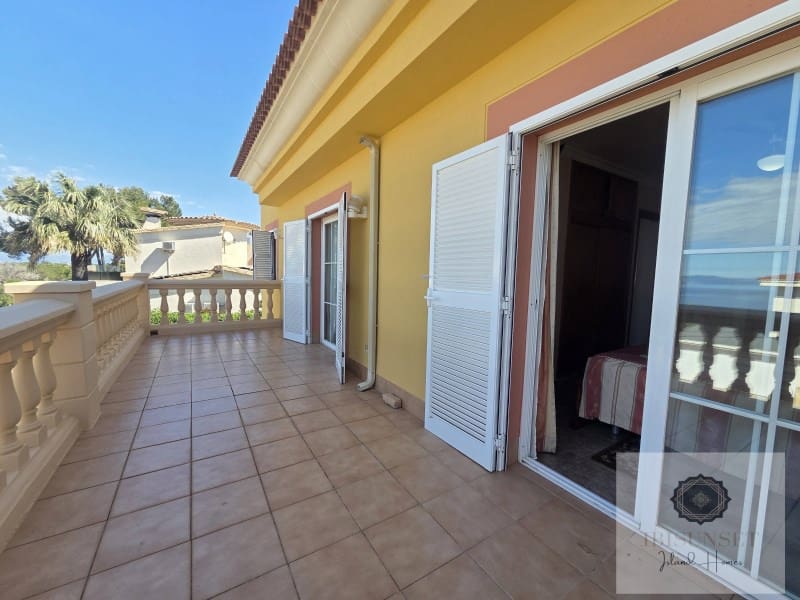 4 soverom Villa til salgs i Llucmajor med svømmebasseng garasje - € 1 380 000 (Ref: 9873424)