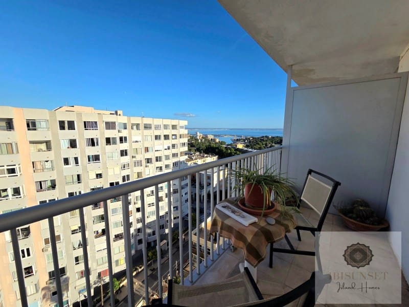 2 slaapkamer Appartement te koop in Palma de Mallorca met zwembad - € 430.000 (Ref: 9878662)