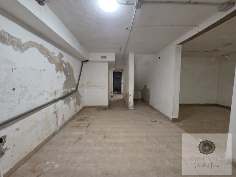 Commercieel te koop in Cala Vadella - € 1.320.000 (Ref: 9890296)