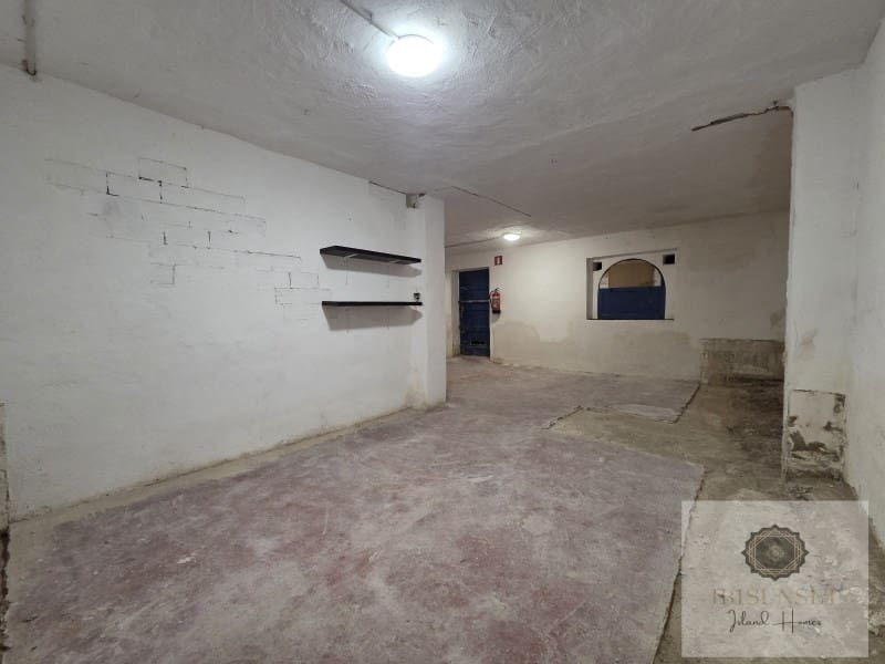 Commercieel te koop in Cala Vadella - € 1.320.000 (Ref: 9890296)