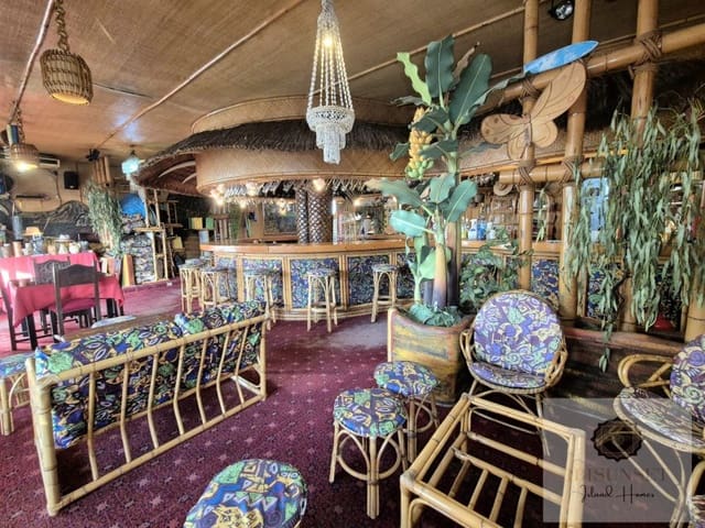 Restaurang/Bar till salu i Calas de Mallorca, Manacor - 266 000 € (Ref: 9907460)