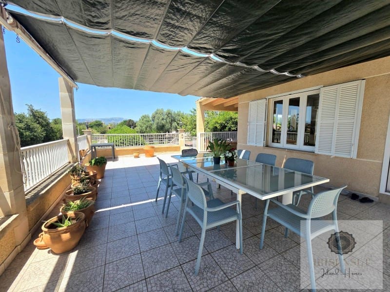 5 slaapkamer Villa te koop in Son Ferriol met zwembad garage - € 1.190.000 (Ref: 9916888)