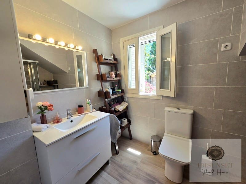 5 slaapkamer Villa te koop in Son Ferriol met zwembad garage - € 1.190.000 (Ref: 9916888)