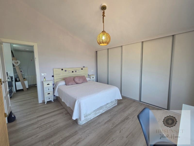 5 slaapkamer Villa te koop in Son Ferriol met zwembad garage - € 1.190.000 (Ref: 9916888)