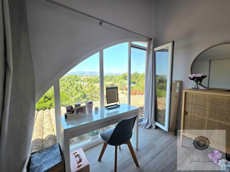 5 slaapkamer Villa te koop in Son Ferriol met zwembad garage - € 1.190.000 (Ref: 9916888)
