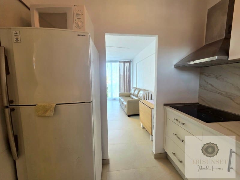 Studio for rent in Calas de Mallorca - € 750 (Ref: 9927286)