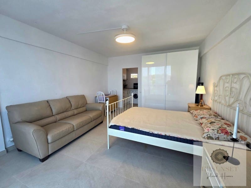 Studio att hyra i Calas de Mallorca - 750 € (Ref: 9927286)