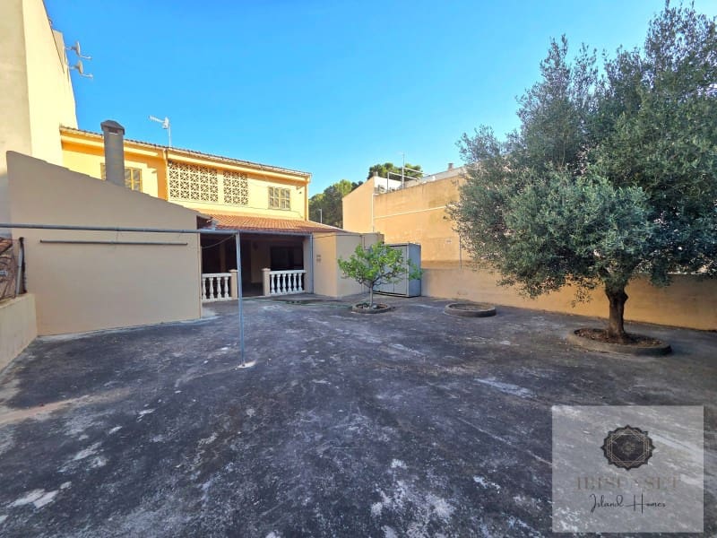 4 Zimmer Villa zu verkaufen in Son Servera mit Garage - 630.000 € (Ref: 9936333)