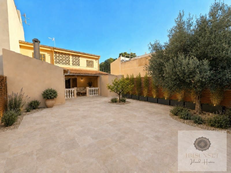 Chalet de 4 habitaciones en Son Servera en venta con garaje - 598.000 € (Ref: 9936333)