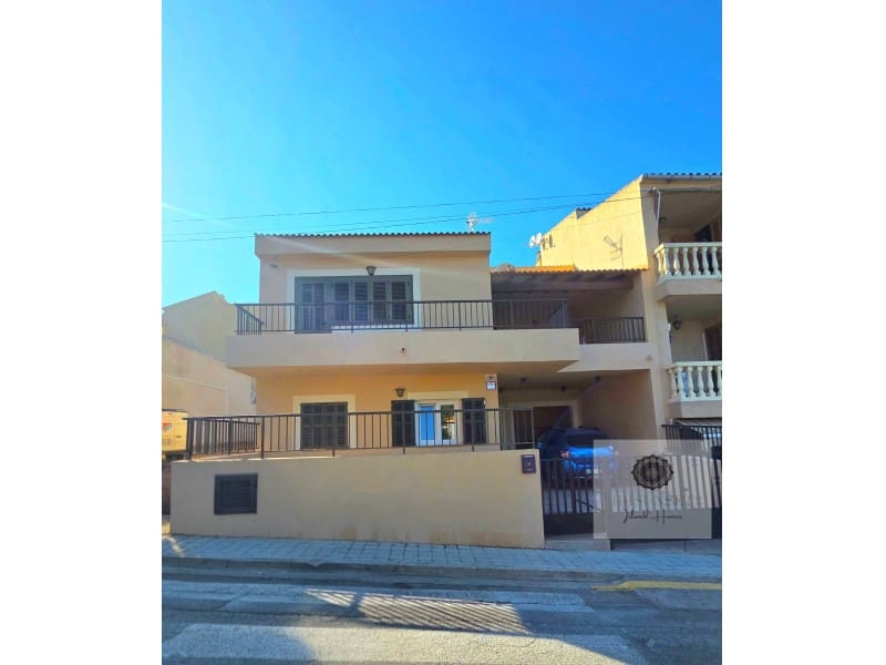 Chalet de 4 habitaciones en Son Servera en venta con garaje - 598.000 € (Ref: 9936333)